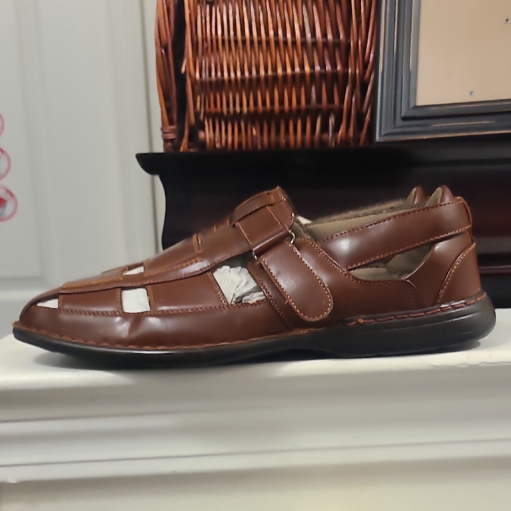 Stacy Adams Tan Leather Sandals